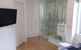 Luxury Apartment With Own Parking
